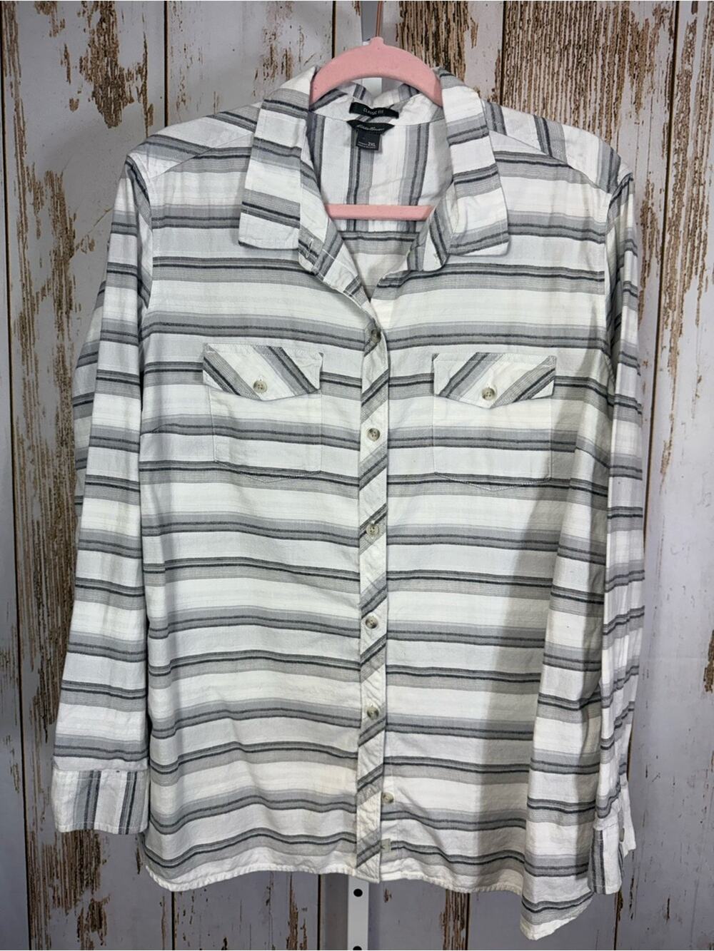 Eddie Bauer, Flannel Striped Classic Fit Button Up shirt. Size 2XL.